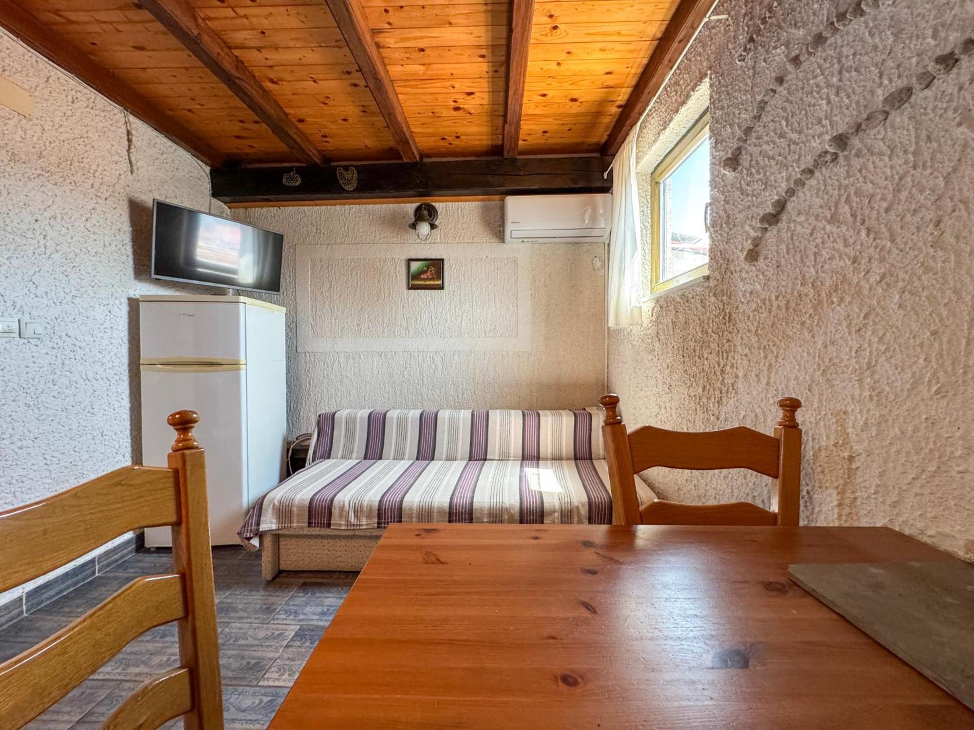 Apartments Voltera Parking Space Near The House Betina  Exterior foto